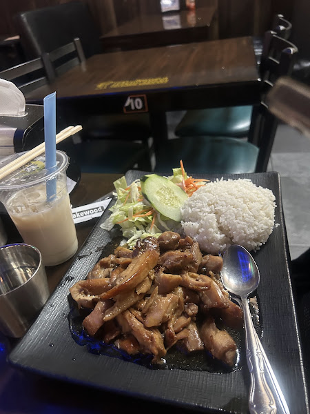 Nest Cafe 3