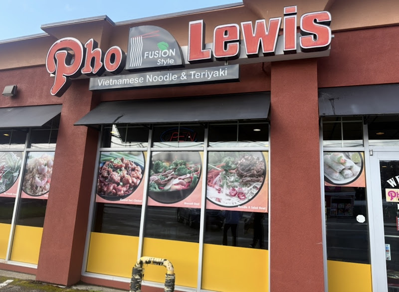 Pho Lewis Vietnamese Fusion 2