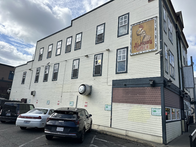 Alfred's Cafe 5