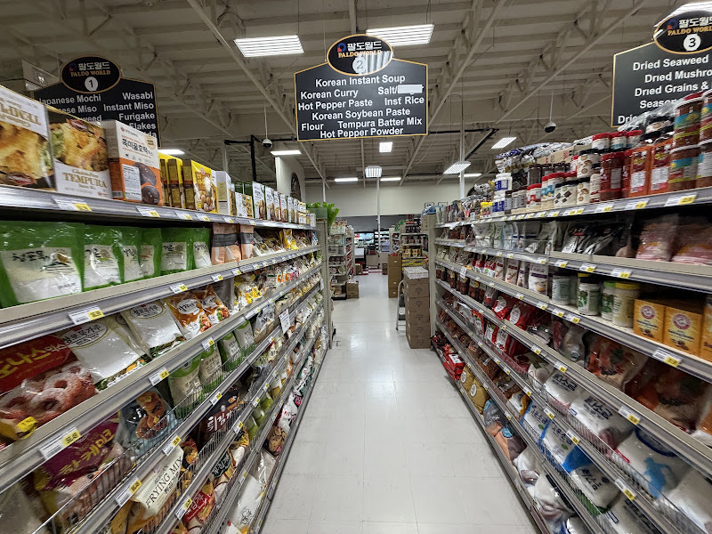 Pal-Do World Market Korean Grocery 4