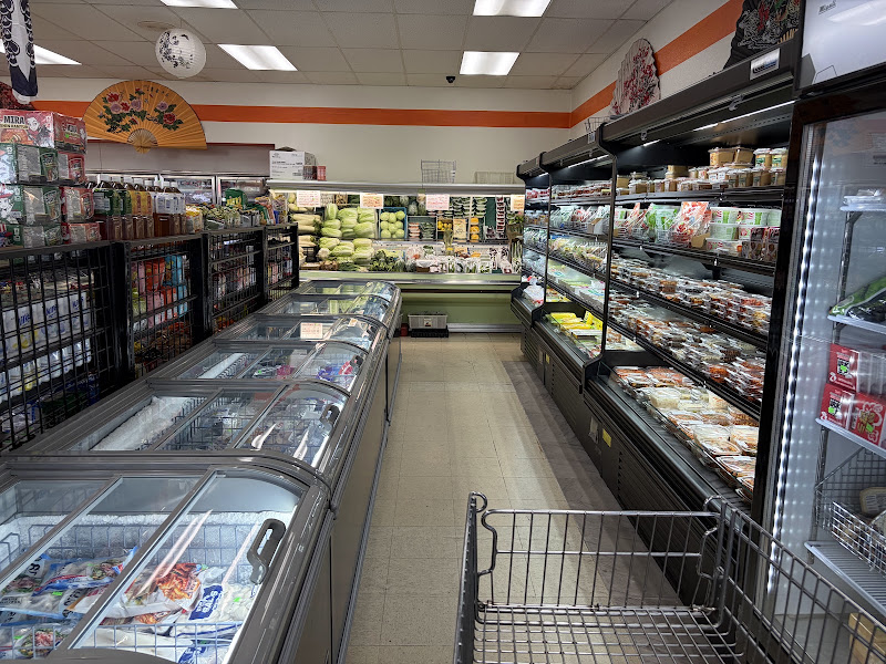 Arirang Asian Market (Korean Grocery Market) 3