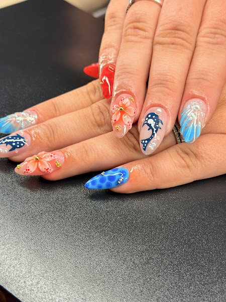 Celestial Nails Studio 3
