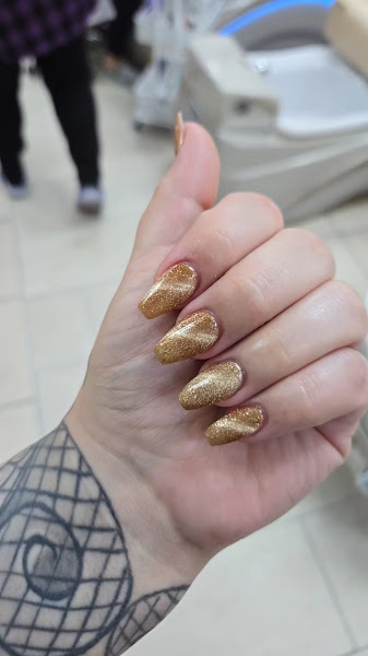 US NAILS 3