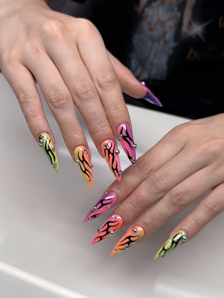 37 Nails 4
