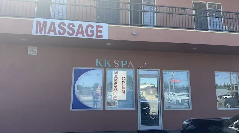 K K BEAUTY SPA 4