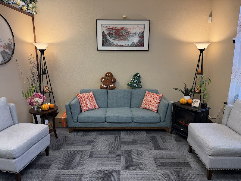 Top Foot Spa & Massage “Beat the heat—We’ve Got AC!” 5