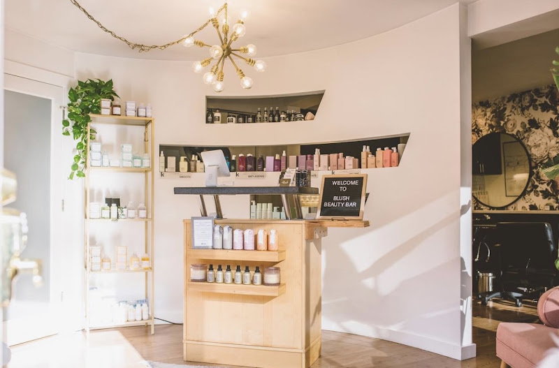 Blush Beauty Bar 4
