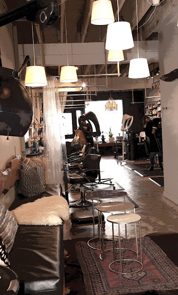 Salt Salon 2210 4