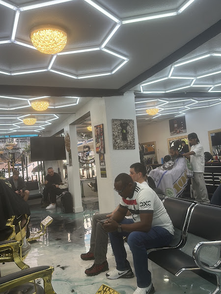 Hasune’s Barbershop 4