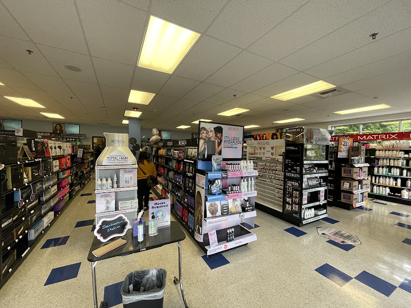 SalonCentric 3