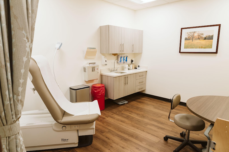One Medical Primary Care Clinic - Central Tacoma 5