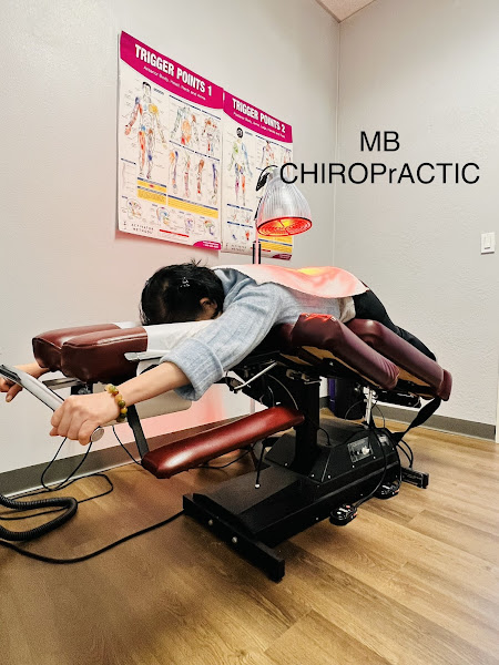MB Chiropractic: Mai Bui DC and Chau Tran DC 3