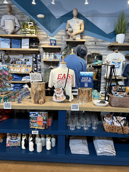 Zoo Gift Shop 3