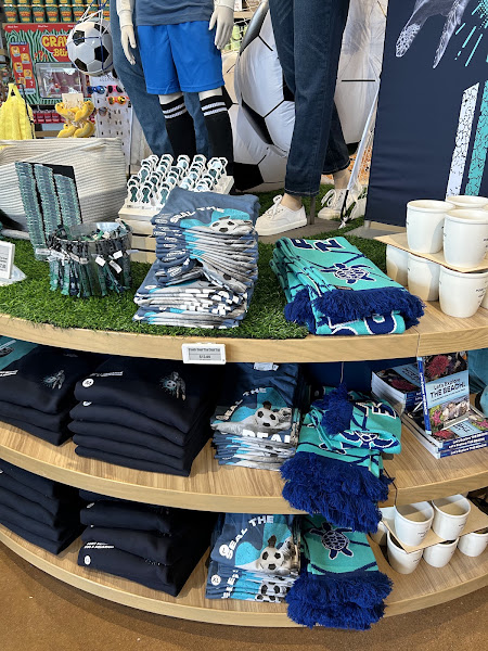 Zoo Gift Shop 4