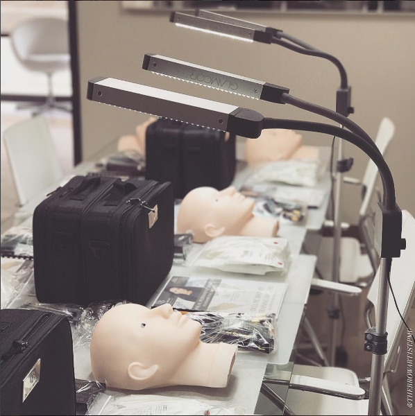 Deluxe Brows Microblading 2