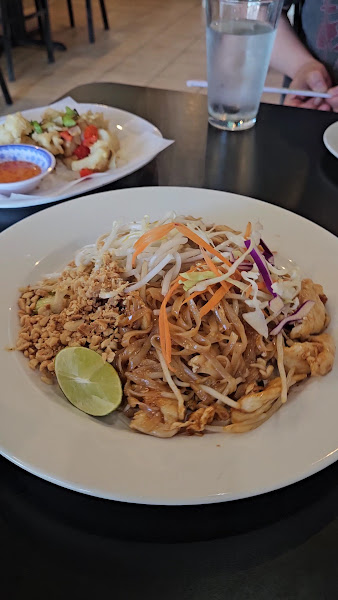 Fortune Noodle House 2