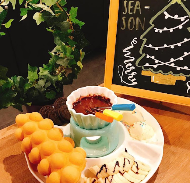 Over The Rainbow Tea Bar 3