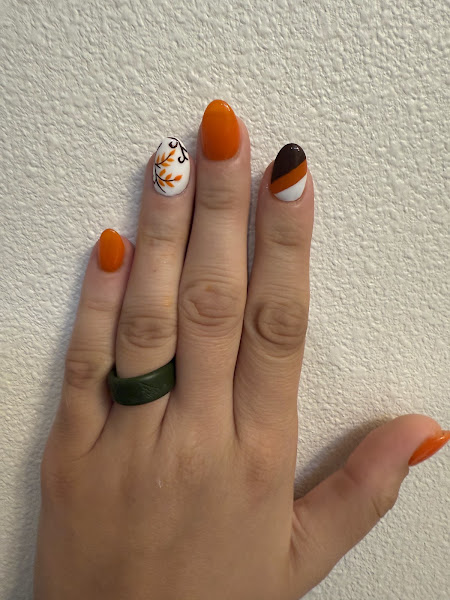 The Herbal Nail Spa - Renton