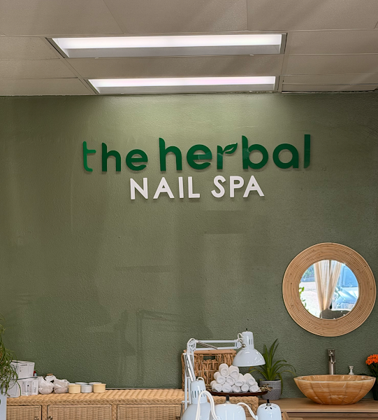 The Herbal Nail Spa - Kennydale 4