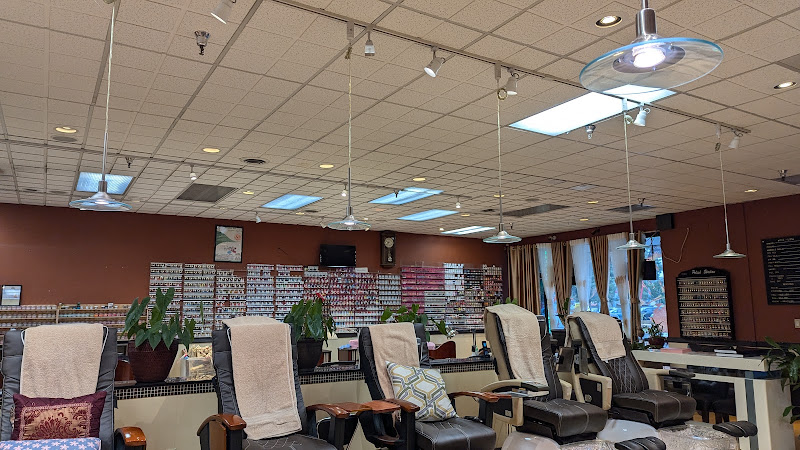 Renton Nails & Spa 5