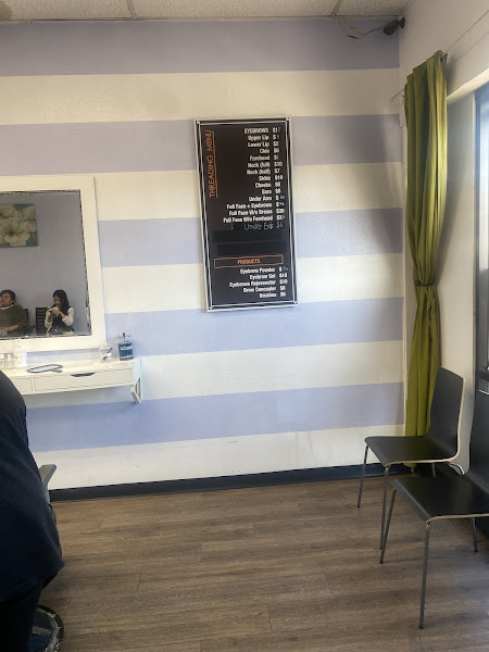 Blinks Threading Lounge 2