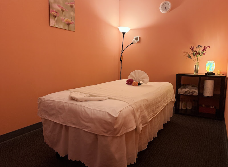 Jade Massage 3