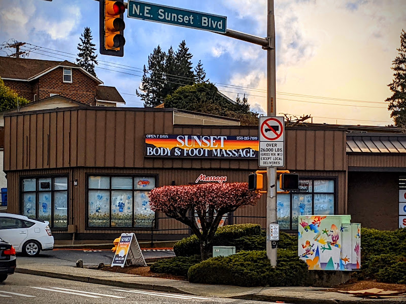 Sunset Body and Foot Massage 2