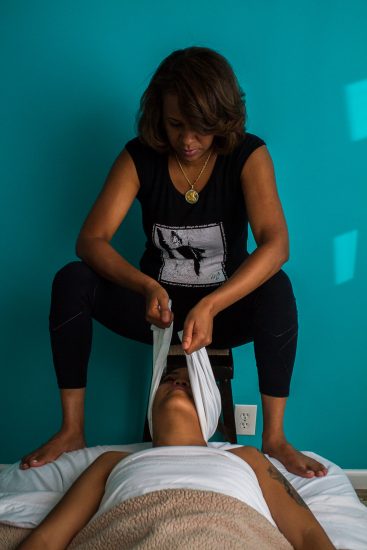 Ashi Empire Barefoot Massage 4