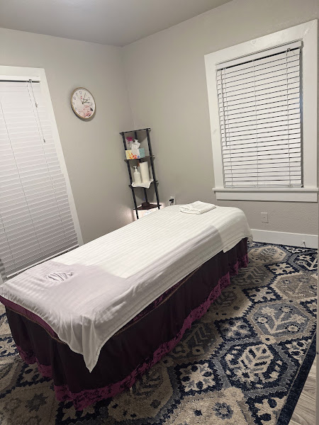 Evergreen Massage 4