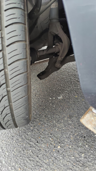 LOS POBLANOS AUTO REPAIR LLC. 4