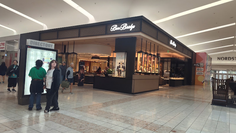 Ben Bridge Jeweler