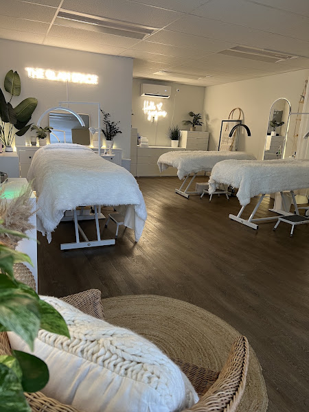 THE GLAM SPACE