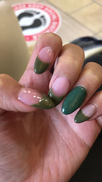 Glamour Nail Spa 2