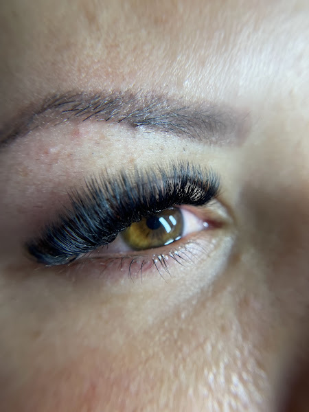 Eyedeal Beauty Boutique 2