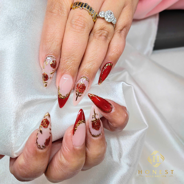 Honest nails and Spa 5
