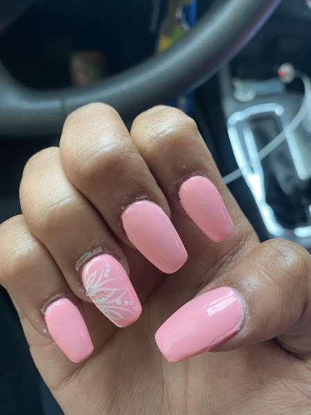T & H Nails & Spa 4