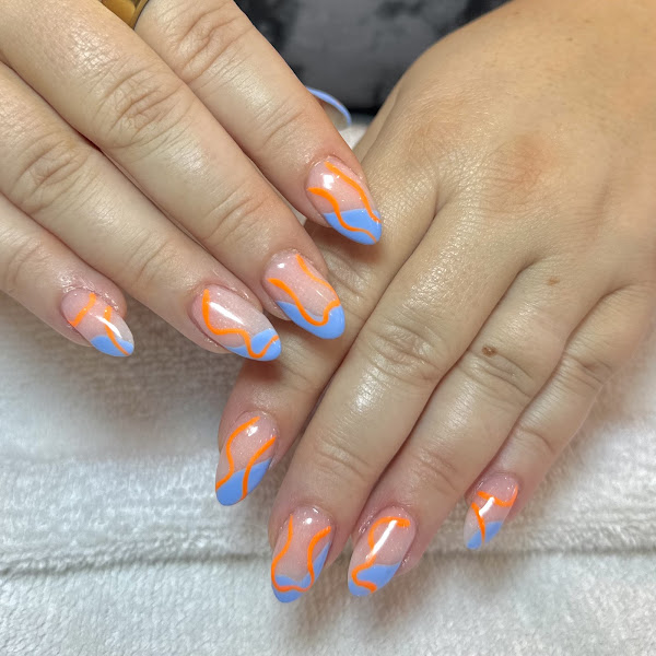 Elora Nails & Beauty Bar