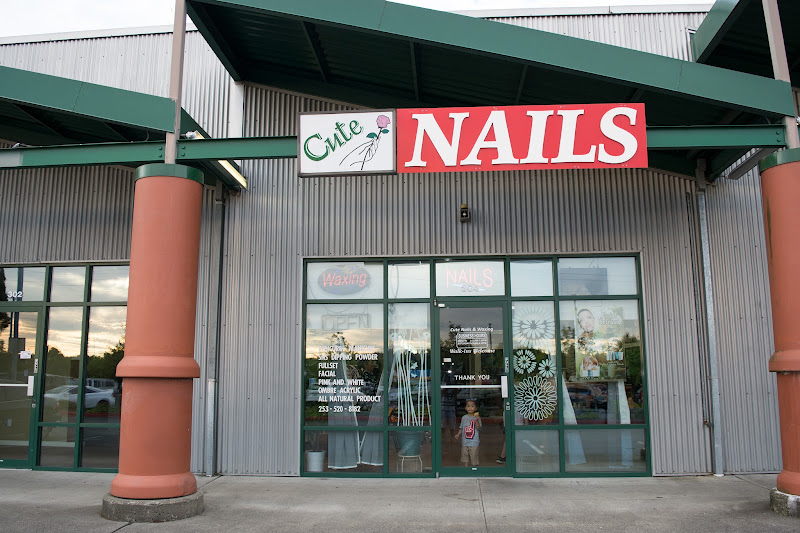 Cute Nails & Waxing 4