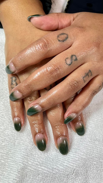 Luxury Nails 4