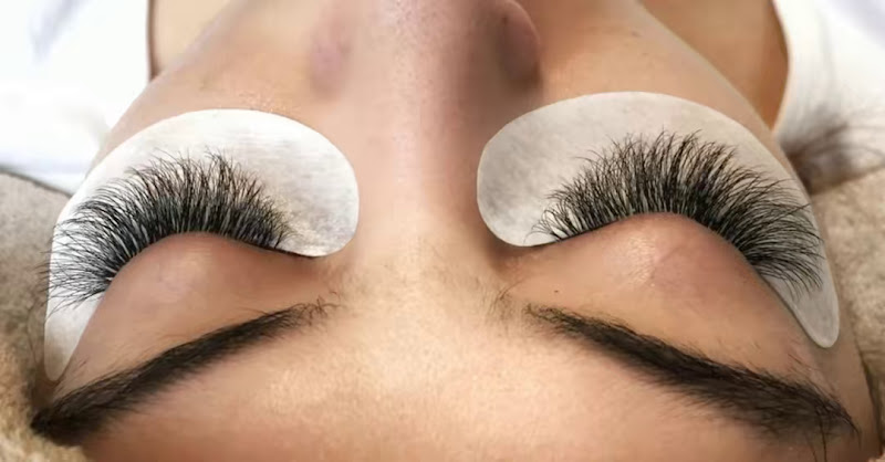 Master Nails & lashes 5