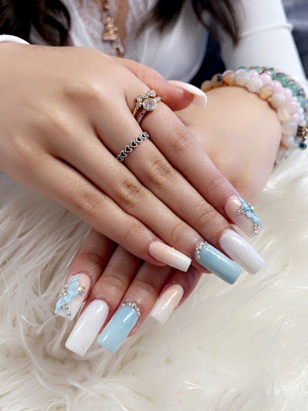 Hollywood Nails
