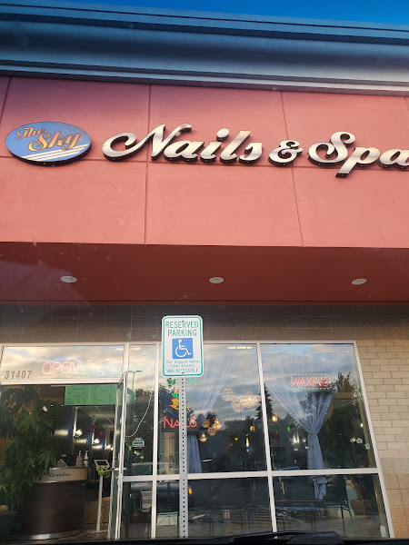 The Sky Nails & Spa 4