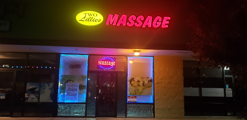 Two Lillies Massage 3