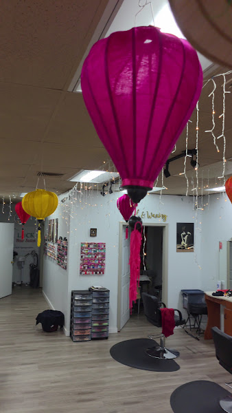 Luck Hair Salon 3