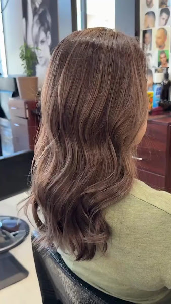 PHI's Hair Salon Kent 3