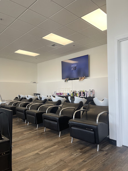 Cindy Soung Hair Studio 4