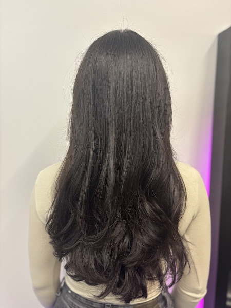 L.EV8 Hair Studio 5