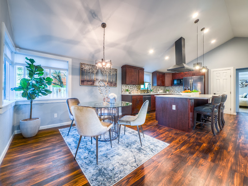 Khanh Nguyen Real Estate Group 4