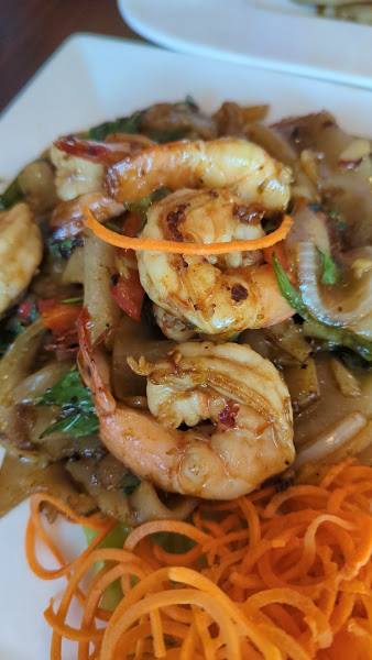 Lucky Thai restaurant 3