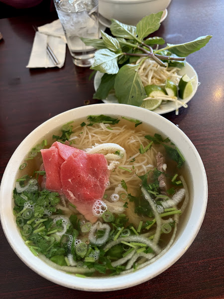 Pho Ngoc Hung 4